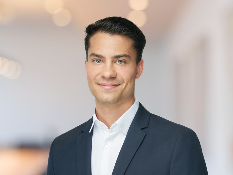 Alexander Lang Alexander Lang